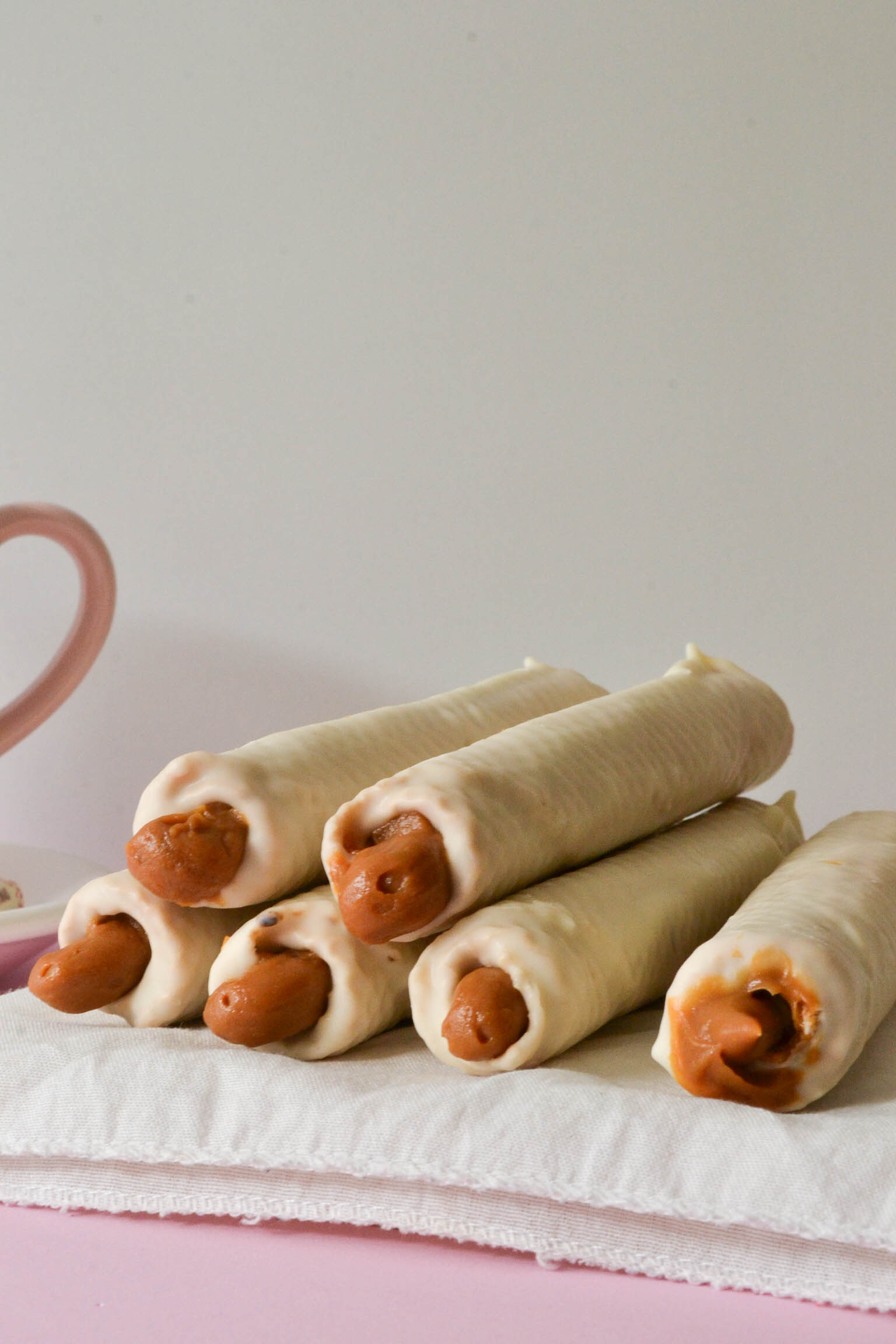 Cubanitos bañados blancos